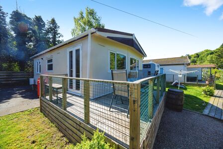 2 bedroom Detached Property for sale