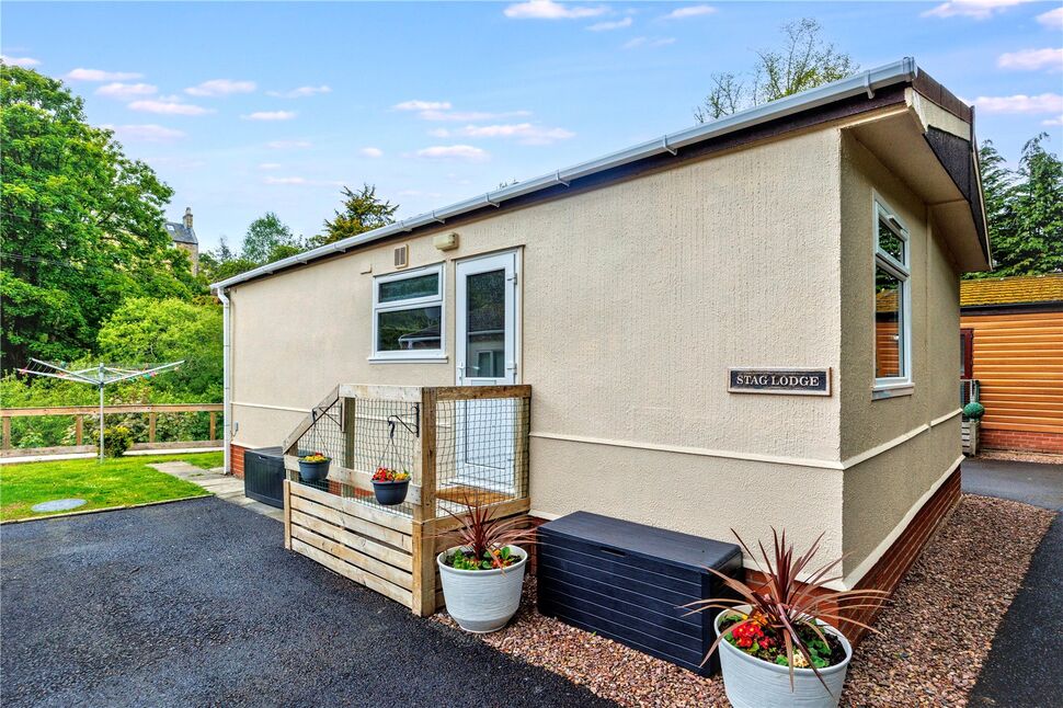 2 bedroom Detached Property for sale