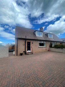 Woodburn Avenue, 3 bedroom Semi Detached House to rent, £1,400 pcm