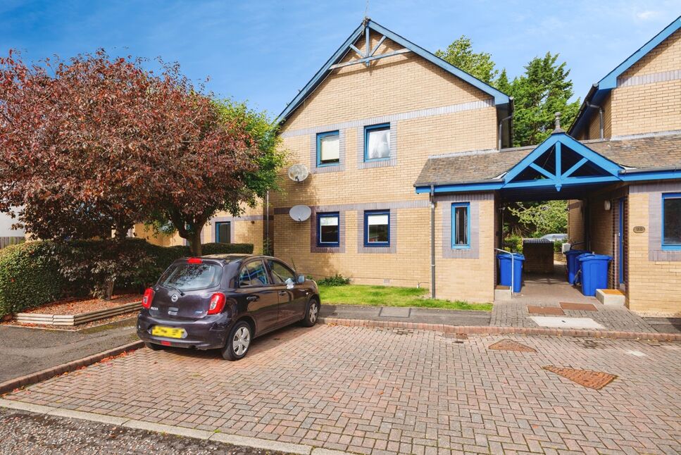 2 bedroom  Flat for sale