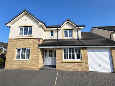 Easter Langside Drive, 5 bedroom Detached House to rent, &pound;2,700 pcm