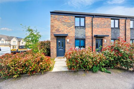 2 bedroom End Terrace House for sale