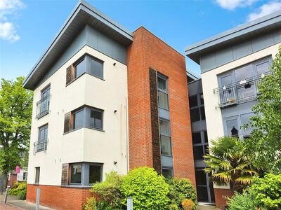 2 bedroom  Flat to rent