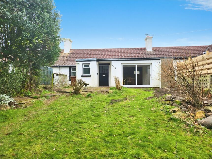 Main image of 2 bedroom Mid Terrace Bungalow to rent, Aberdour, Burntisland, KY3