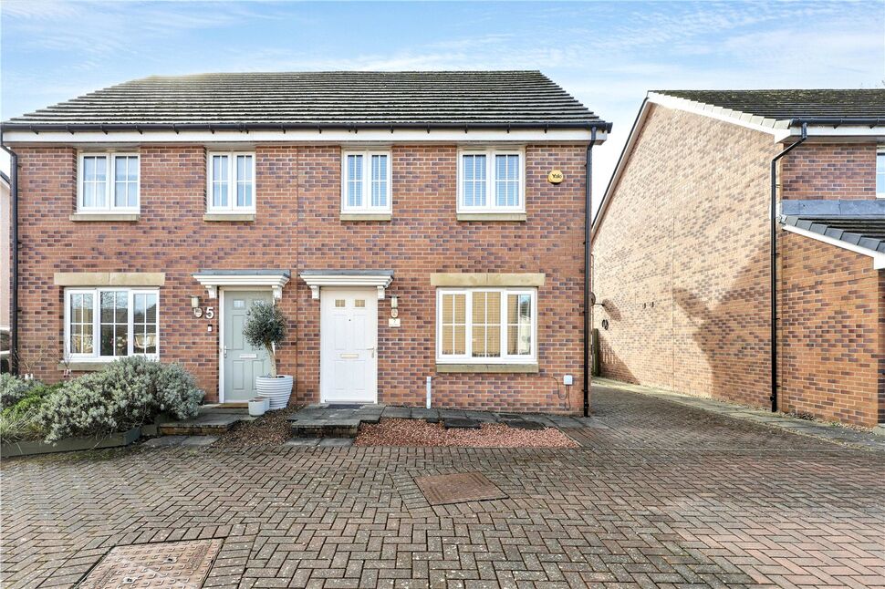 Main image of 3 bedroom Semi Detached House for sale, Skua Drive, Dalgety Bay, Dunfermline, KY11