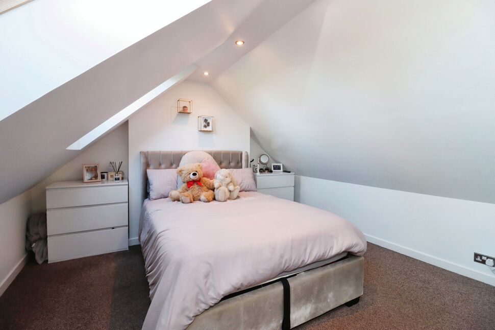 3 bedroom Mid Terrace House for sale, Parkside Street, Rosyth, KY11 £