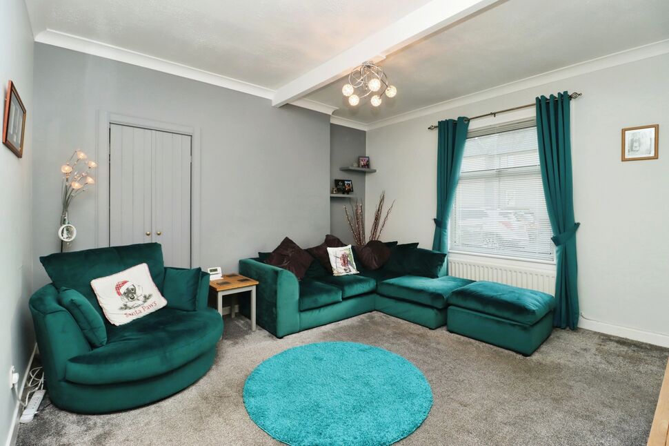 3 bedroom Mid Terrace House for sale, Parkside Street, Rosyth, KY11 £