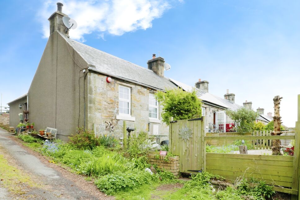 Main image of 2 bedroom End Terrace House for sale, Kilrie, Kirkcaldy, KY2