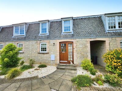2 bedroom Mid Terrace House to rent