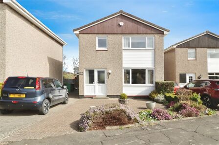Dalgety Gardens, 3 bedroom Detached House for sale, £275,000