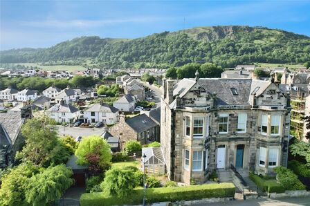 Craigkennochie Terrace, 5 bedroom Semi Detached House to rent, £2,750 pcm