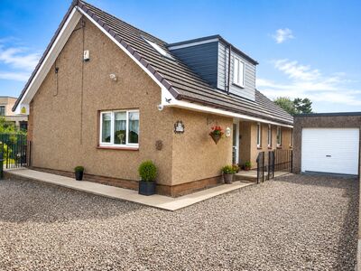 Fleming Way, 3 bedroom Detached Bungalow for sale, &pound;339,995
