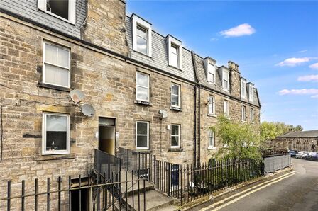 East Leven Street, 2 bedroom Flat for sale, &pound;109,995