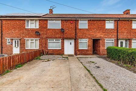 Firthmoor Crescent, 3 bedroom Mid Terrace House for sale, &pound;110,000