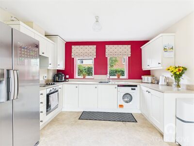 George Stephenson Drive, 4 bedroom End Terrace House for sale, £290,000