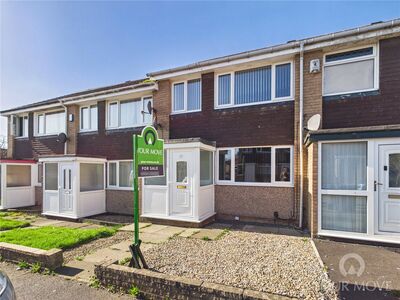 Kitching Grove, 3 bedroom Mid Terrace House to rent, &pound;850 pcm