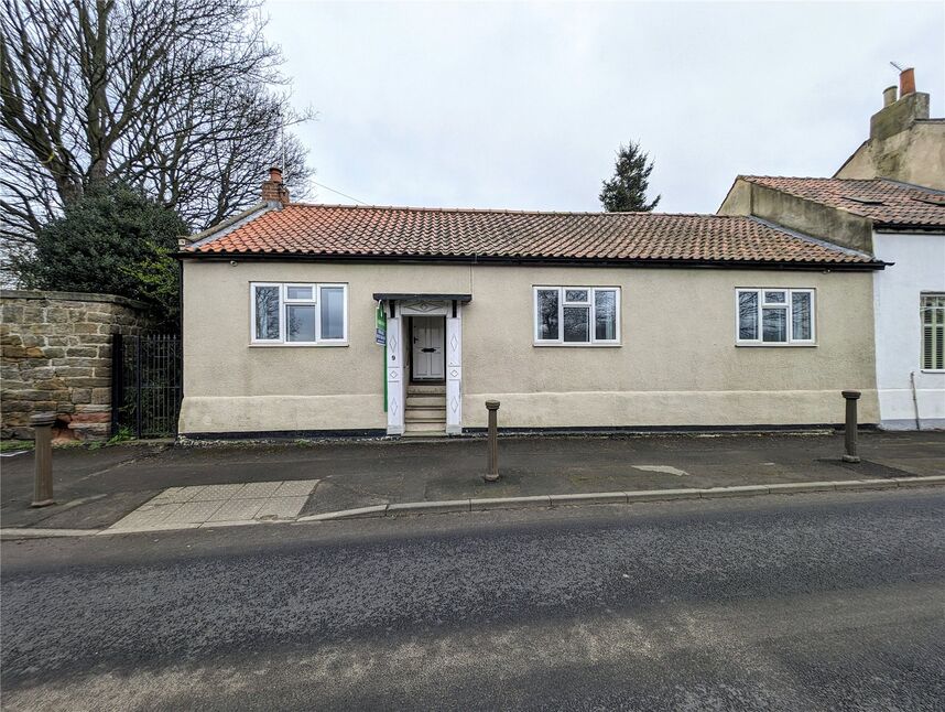 2 bedroom End Terrace Bungalow for sale