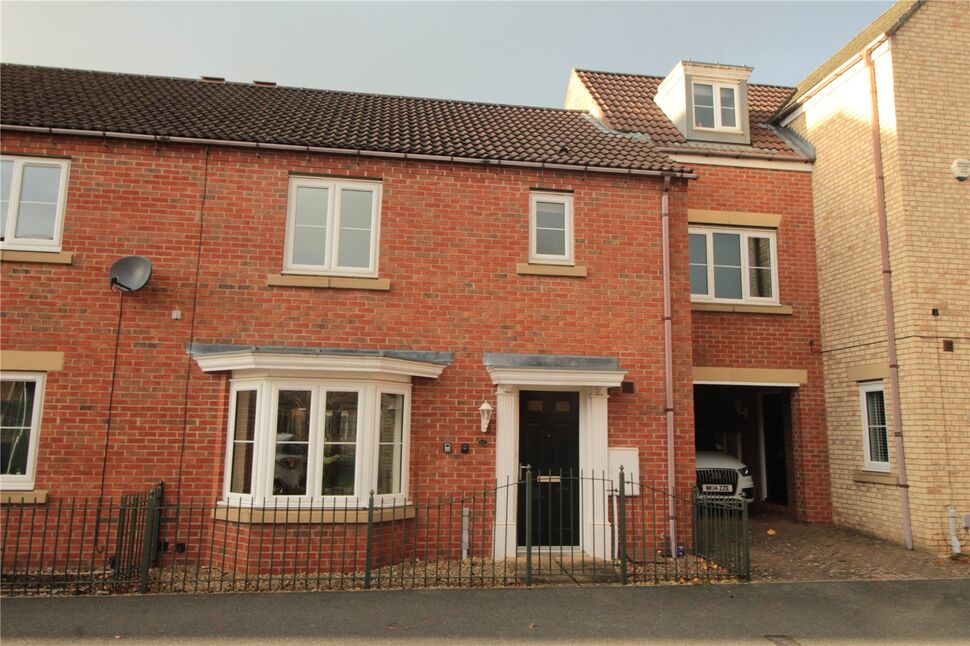 3 bedroom House for sale, Collingsway, Darlington, DL2 £165,000