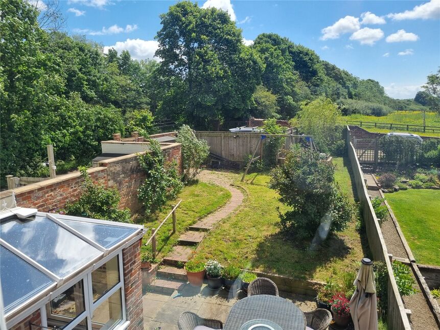 5 bedroom Mid Terrace House for sale, Hurworth Road, Hurworth Place