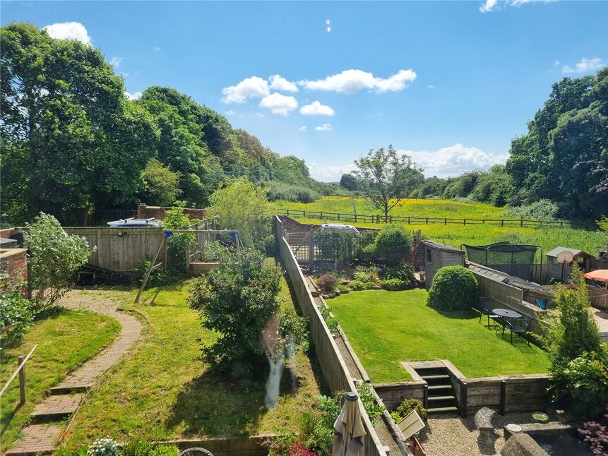 5 bedroom Mid Terrace House for sale, Hurworth Road, Hurworth Place