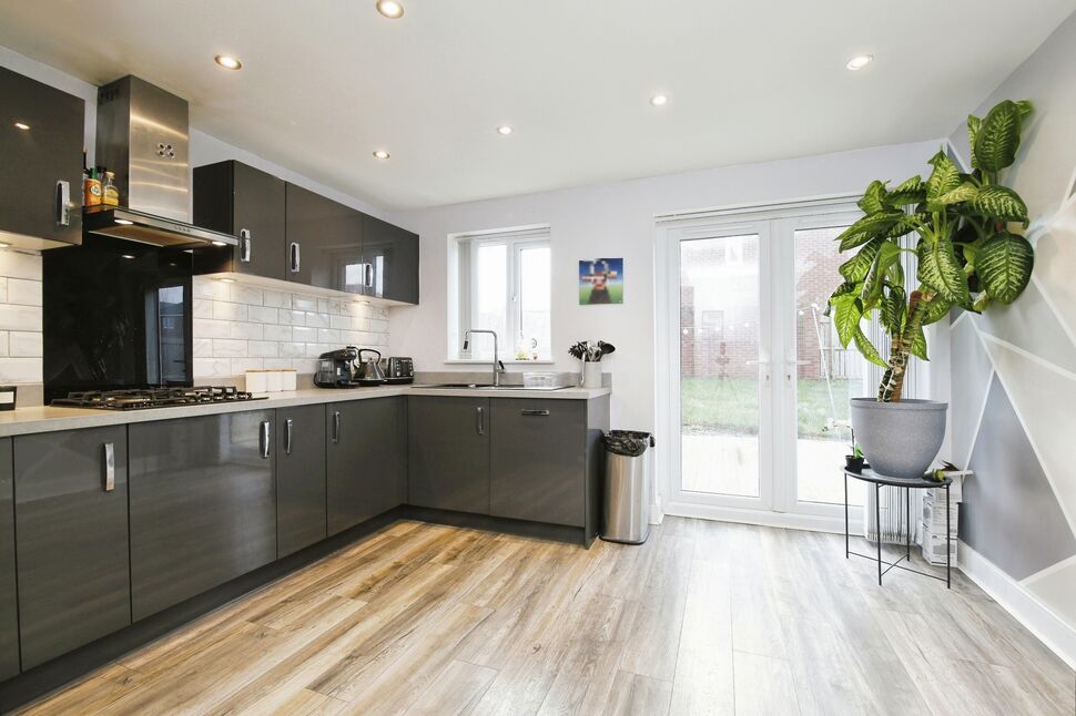 3 bedroom Detached House for sale, Hawker Grove, Middleton St.