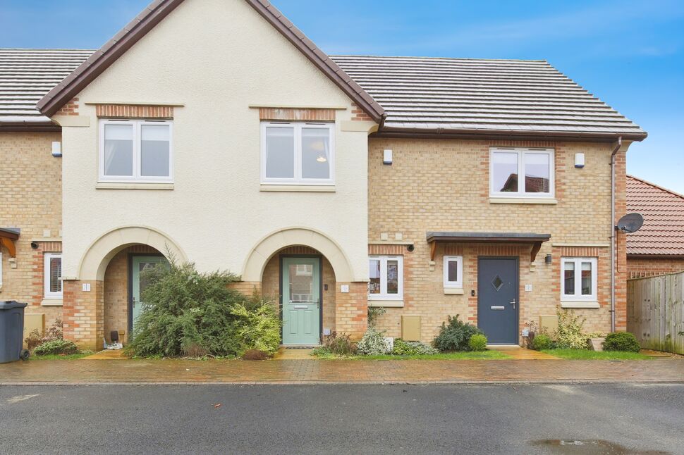 2 bedroom Mid Terrace House for sale, Winding Way, Darlington, DL2 £