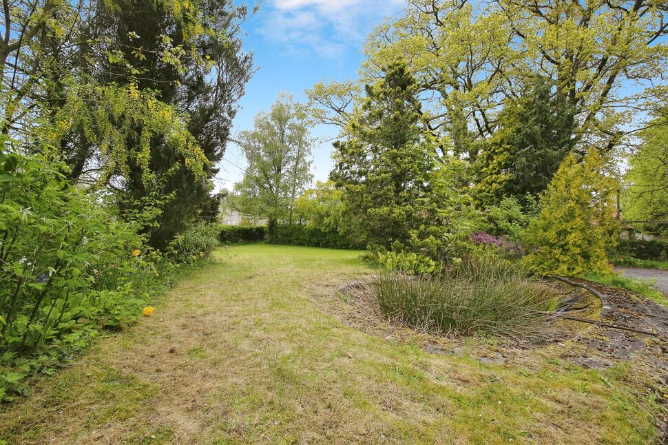 4 bedroom Detached House for sale, Cottagers Lane, Manfield, DL2 £500,000