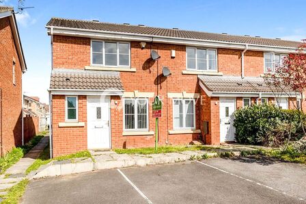 Southmoor Close, 3 bedroom End Terrace House for sale, £110,000