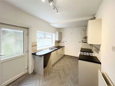 Westmoreland Street, 3 bedroom Mid Terrace House for sale, £98,000