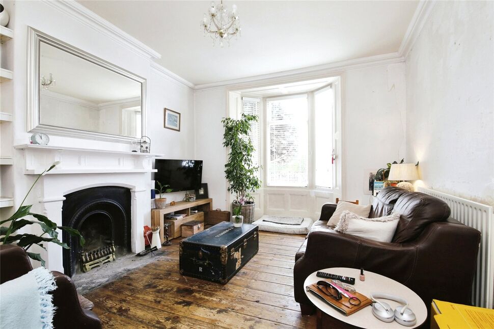Main image of 3 bedroom Mid Terrace House for sale, Barlow Street, Darlington, DL3
