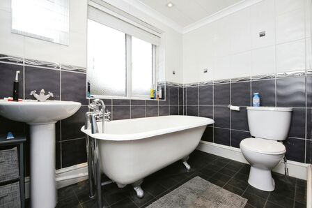 Spring Court, 3 bedroom Semi Detached House for sale, £160,000