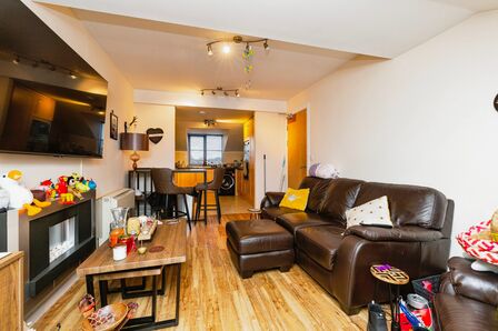 2 bedroom  Flat for sale
