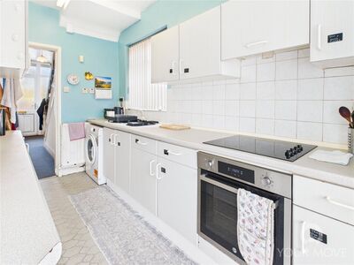 Bates Avenue, 3 bedroom Semi Detached House for sale, &pound;145,000