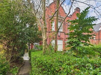 Stanhope Road South, 1 bedroom  Flat for sale, £99,950