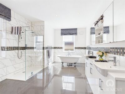 Victoria Avenue, 5 bedroom Mid Terrace House for sale, £325,000