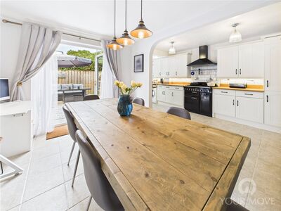 3 bedroom End Terrace House for sale
