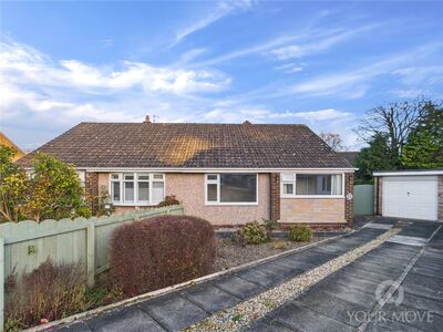 2 bedroom Semi Detached Bungalow for sale