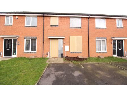 Carding Drive, 3 bedroom Mid Terrace House for sale, &pound;145,000