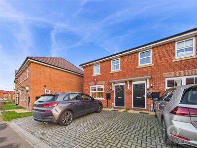 3 bedroom Semi Detached House to rent