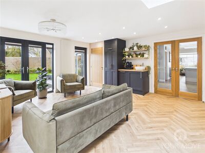 Grendon Gardens, 5 bedroom Detached House for sale, &pound;495,000