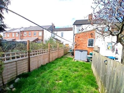 Longfield Road, 2 bedroom Mid Terrace House for sale, &pound;65,000