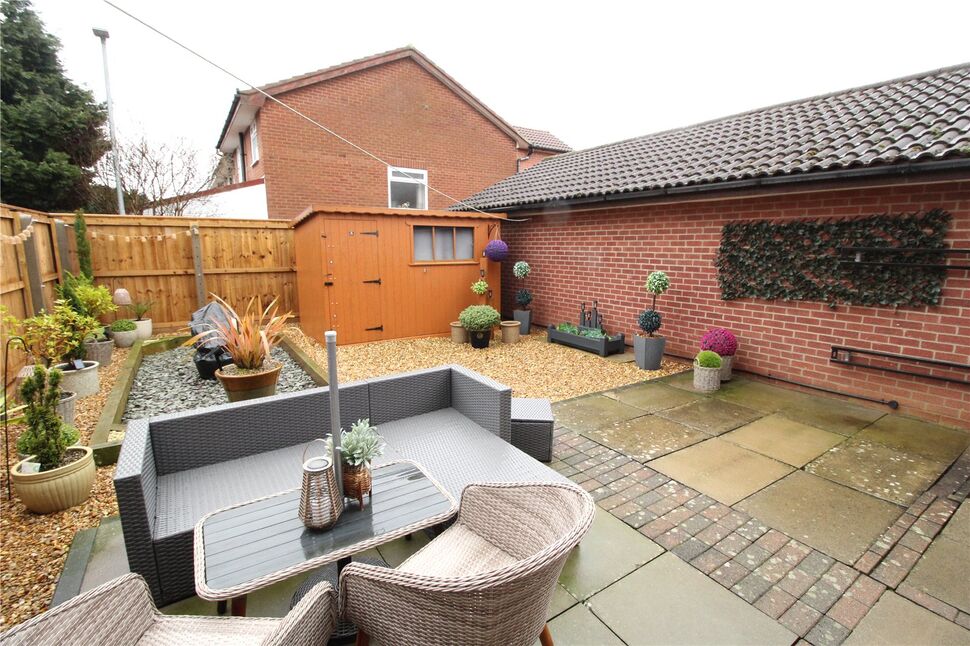 Main image of 2 bedroom End Terrace House for sale, Sunningdale Green, Darlington, Durham, DL1