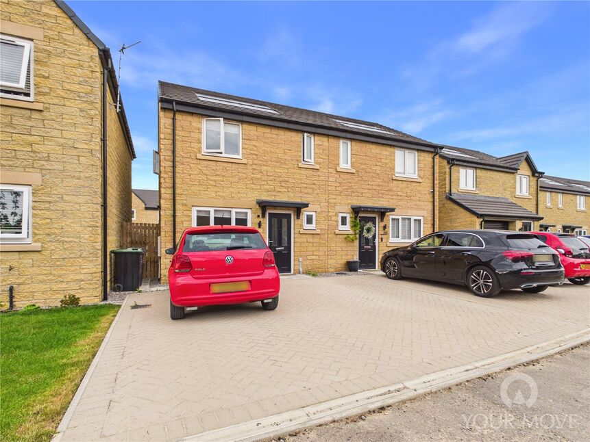 3 bedroom Semi Detached House to rent
