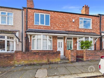 2 bedroom Mid Terrace House for sale