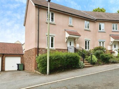 Underhay Close, 3 bedroom Semi Detached House to rent, &pound;1,350 pcm