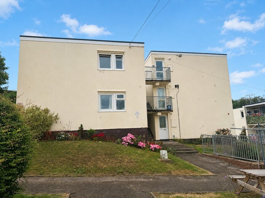 Main image of 2 bedroom Flat to rent, Devon View, Warren Road, Devon, EX7