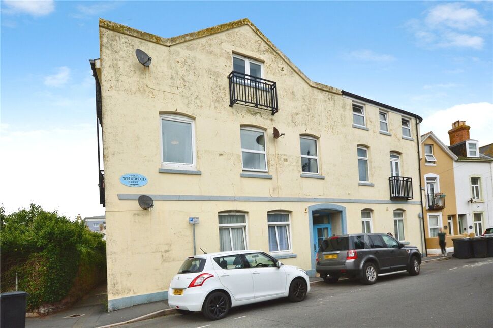 Main image of 1 bedroom Flat to rent, Somerset Place, Teignmouth, Devon, TQ14