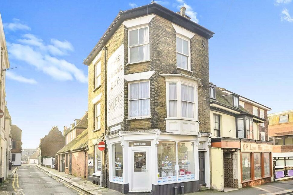 2 bedroom Flat to rent, Dover Road, Walmer, CT14 £1,150 pcm