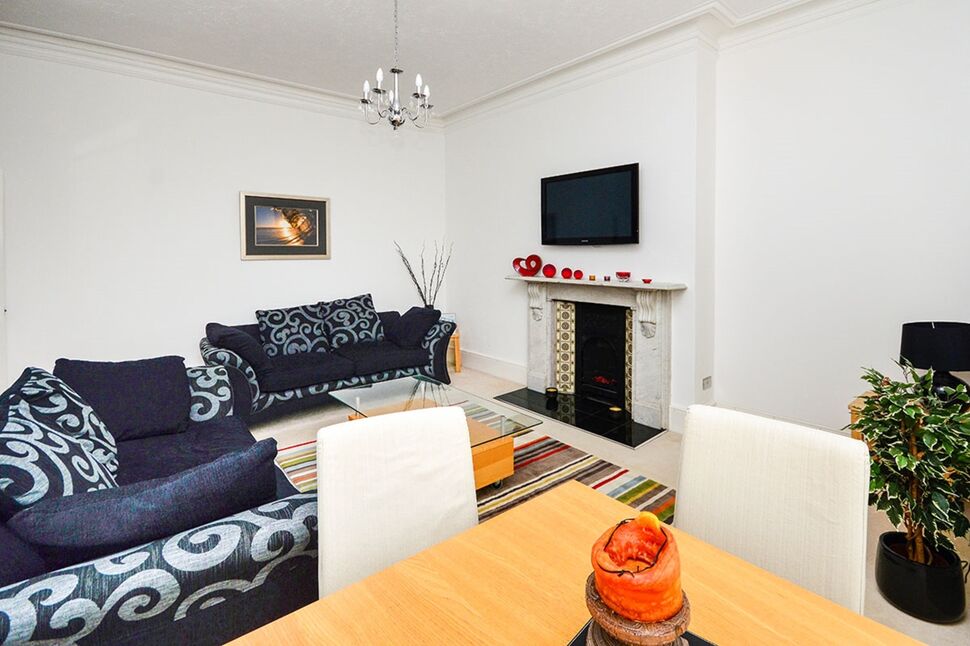 2 bedroom Flat to rent, Dover Road, Walmer, CT14 £1,150 pcm