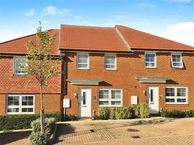 3 bedroom Mid Terrace House to rent